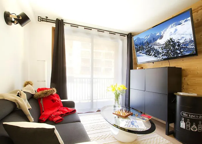 Provencal By Leavetown Vacations