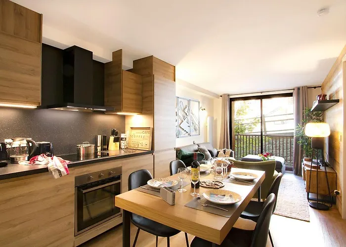 Daire Provencal By Leavetown Vacations Les Deux Alpes