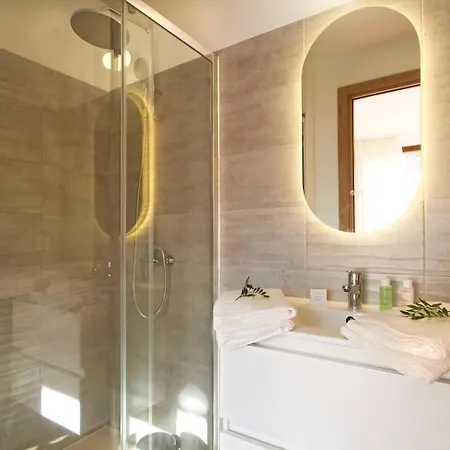 Provencal By Leavetown Vacations